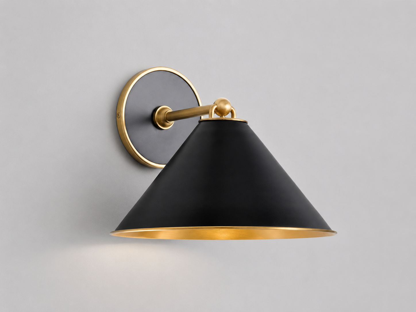 Arno Sconce