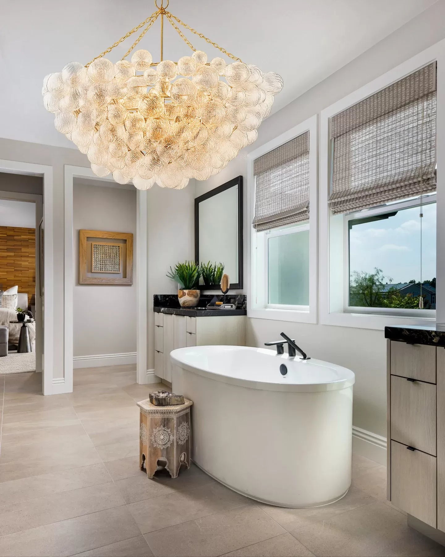 FALIA ROUND CHANDELIER