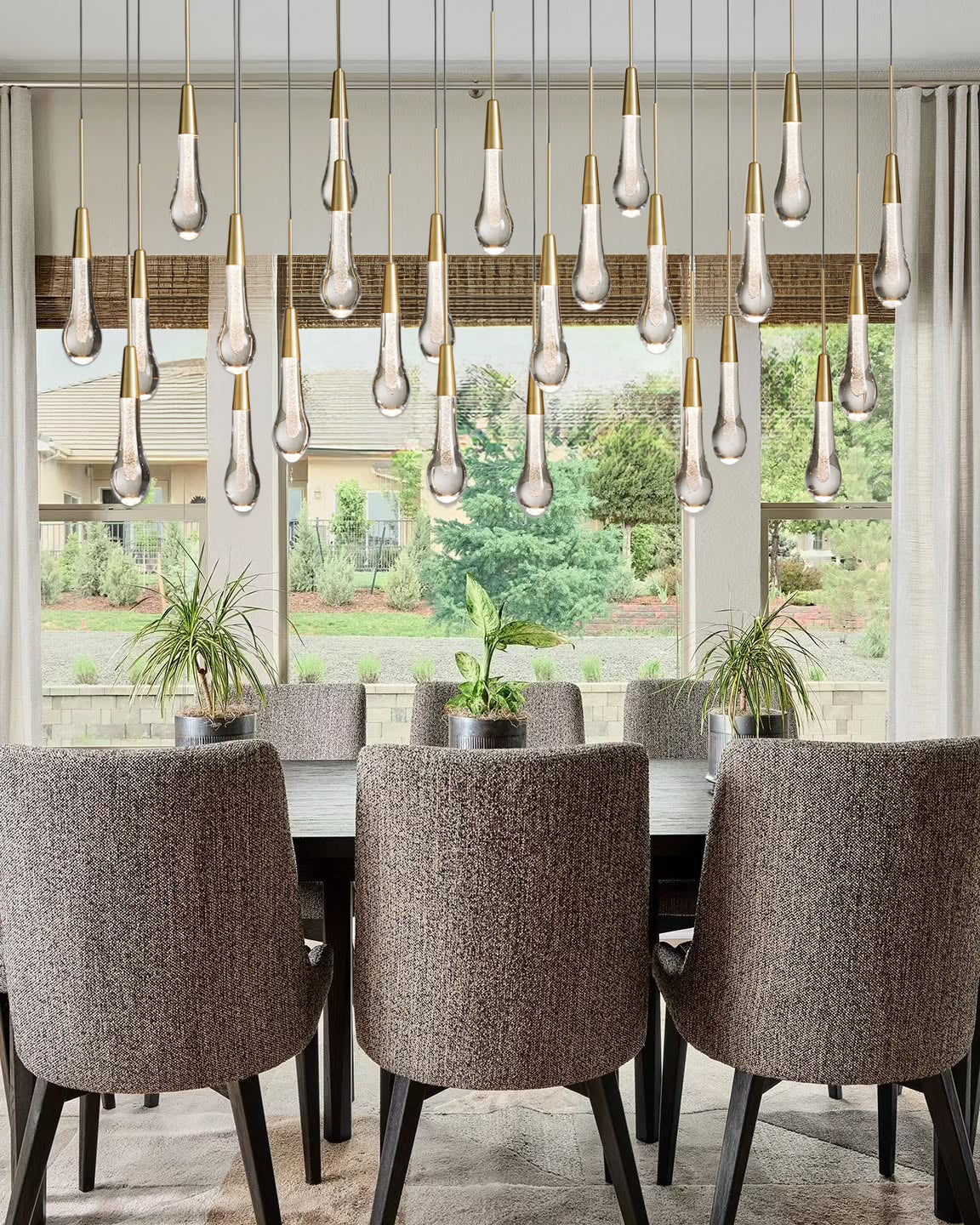 Soltaire Linear Chandelier