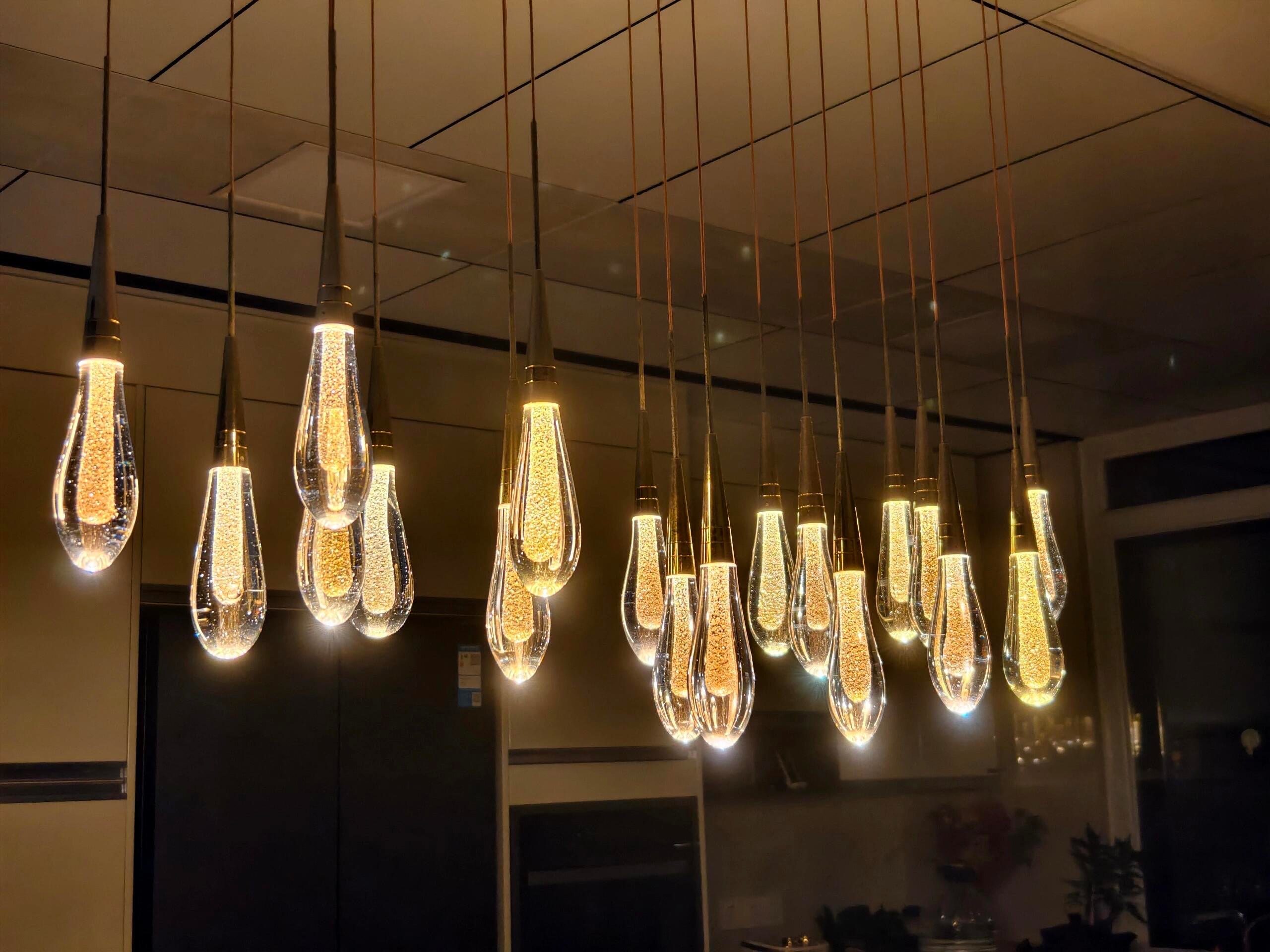 Soltaire Linear Chandelier