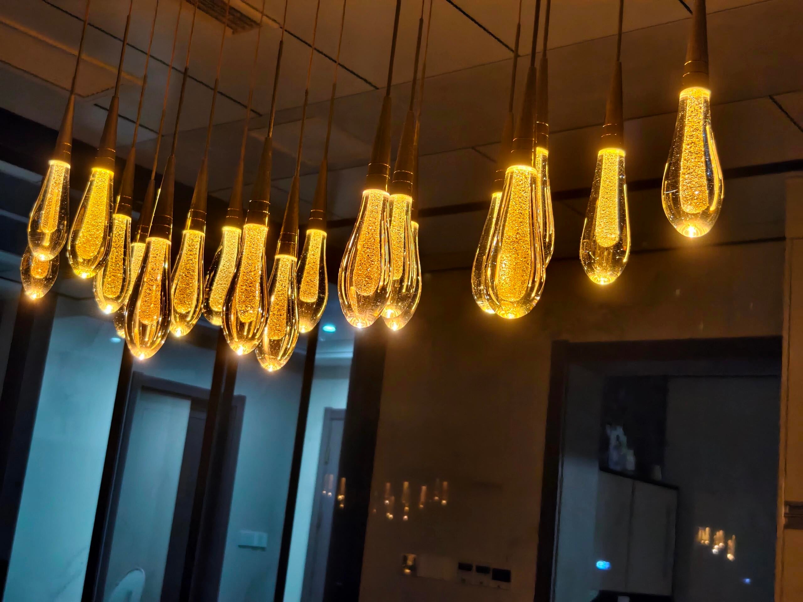 Soltaire Linear Chandelier