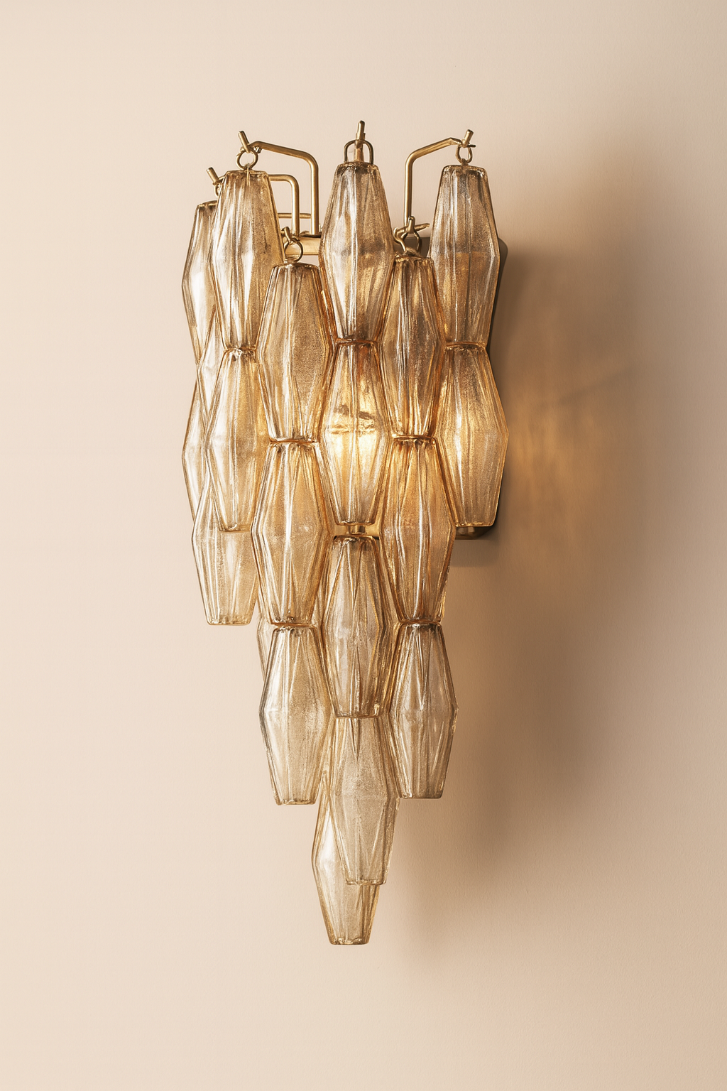 DHIARA SMOKE GLASS SCONCE