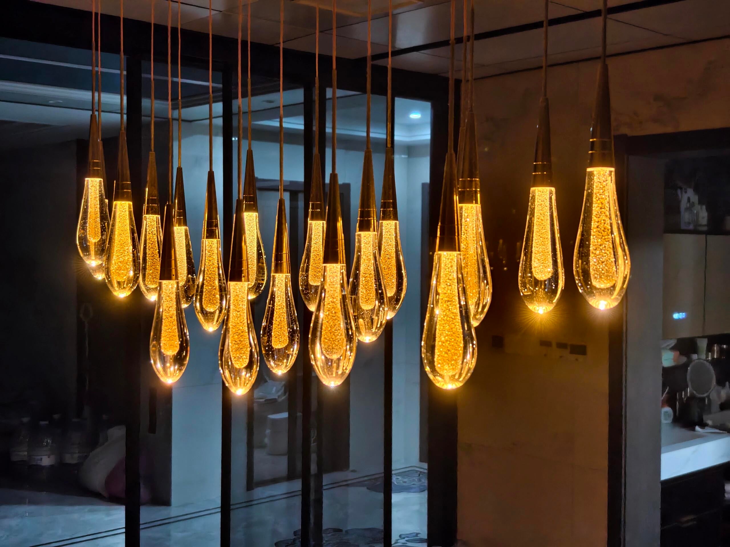 Soltaire Linear Chandelier